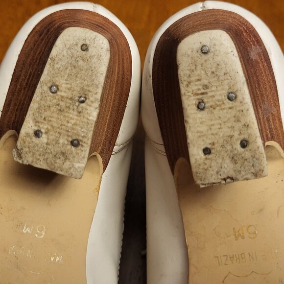 Corsina ~ Sz 6M ~ White Leather Ankle Hi Booties ~ Very Good Vintage Condition - Picture 9 of 9